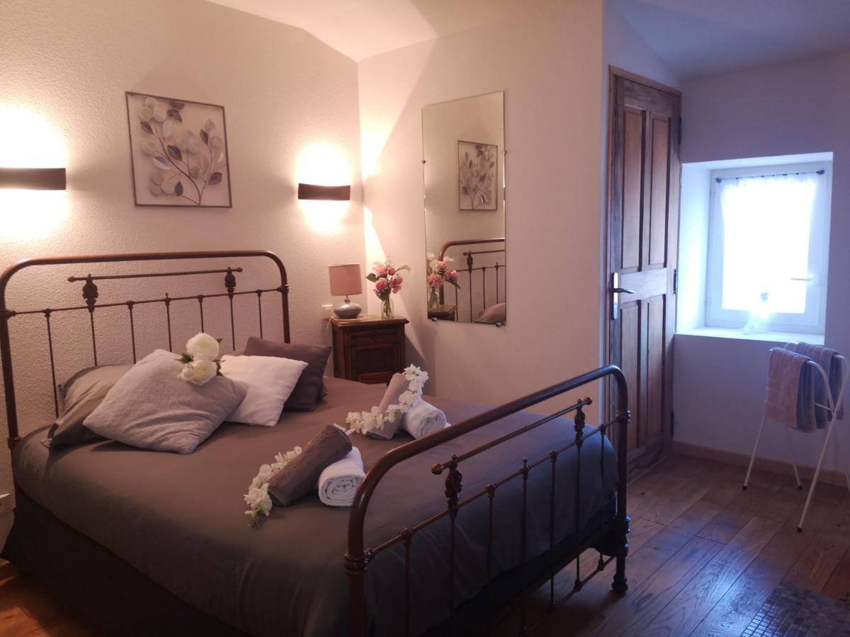 Auberge De L Helvie Chez Coco & Ricou Valvigneres Dış mekan fotoğraf