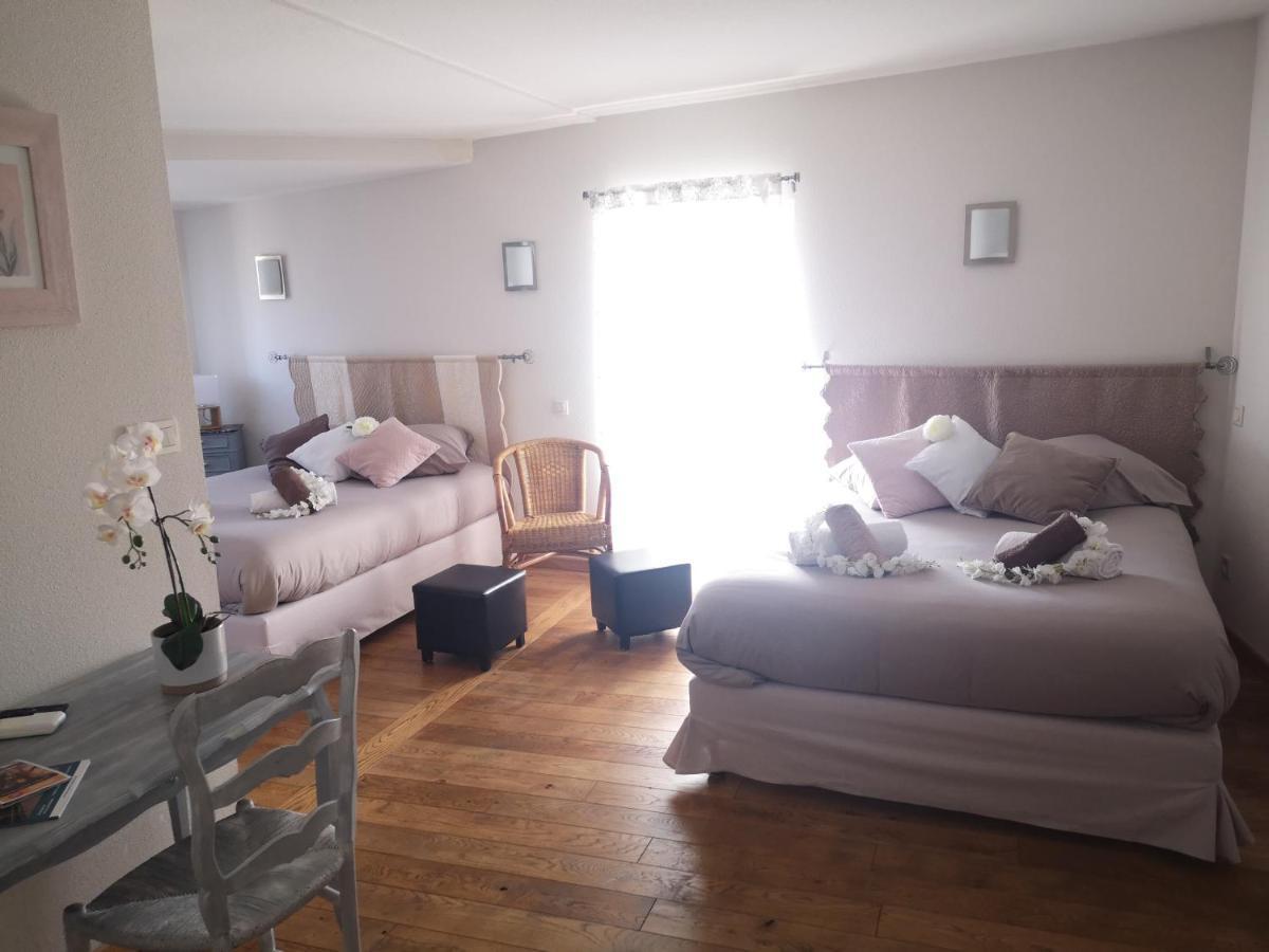 Auberge De L Helvie Chez Coco & Ricou Valvigneres Dış mekan fotoğraf