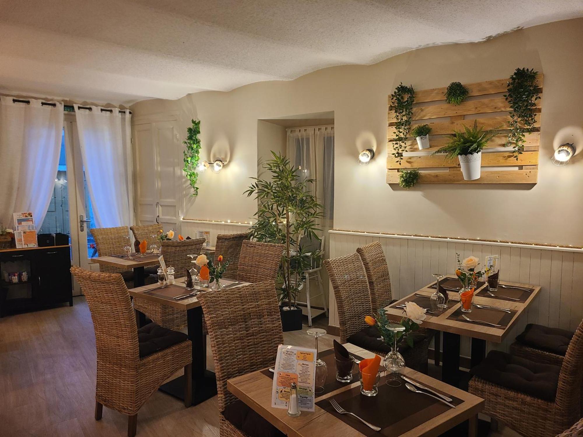 Auberge De L Helvie Chez Coco & Ricou Valvigneres Dış mekan fotoğraf